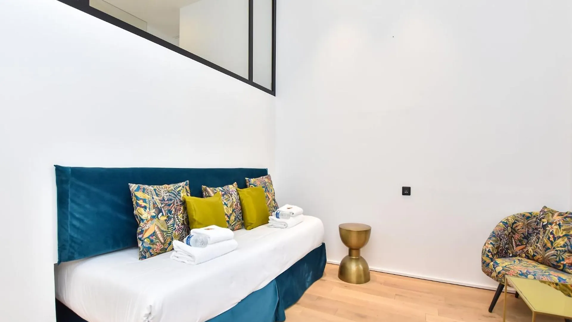 Apartment Luxurious Appartement - 4P- Madeleine St Honore - 1G Paris
